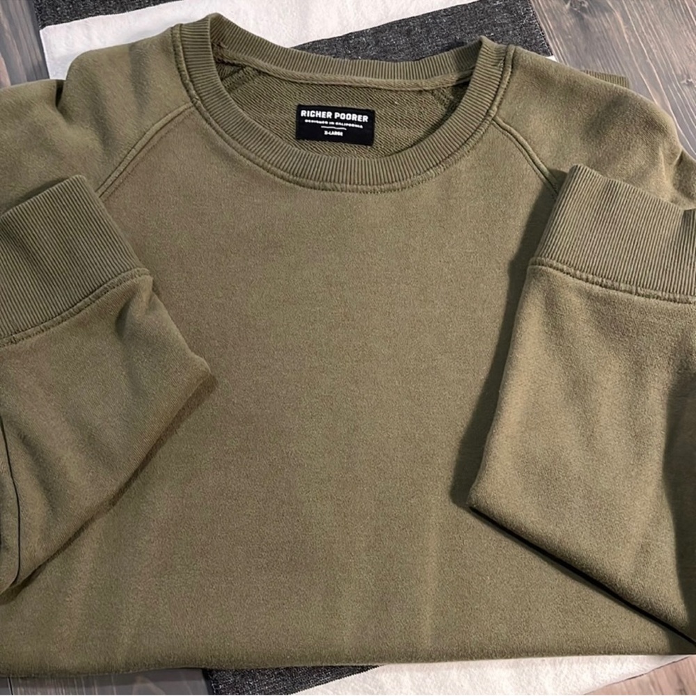 Richer Poorer Crew Neck Sweatshirt XL